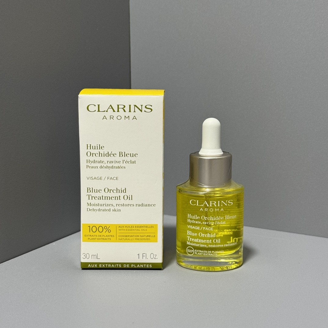 娇韵诗兰花油30ml实拍现货可配中文标娇韵诗兰花面部护理油30ml叠加到面霜里保湿修复，油敷让皮肤变得软软嫩嫩的，搭配刮痧板紧致抗老排毒，深入皮