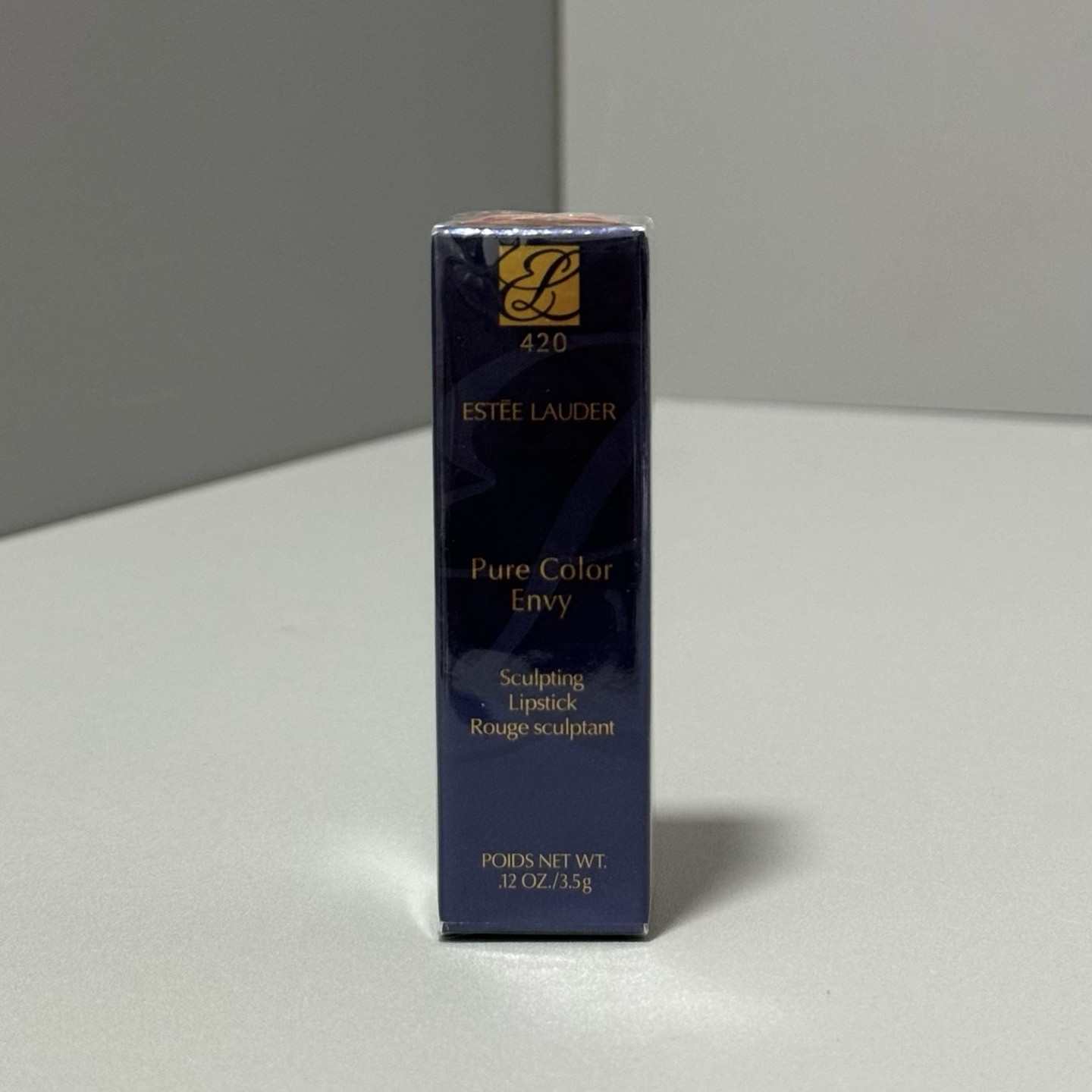 雅诗兰黛倾慕哑光口红实拍现货3色：333#-420#-557#。雅诗兰黛口红膏体 细节全部都是对版的  雅诗兰黛口红333#枫叶红当之无愧最美的枫叶色口红第一