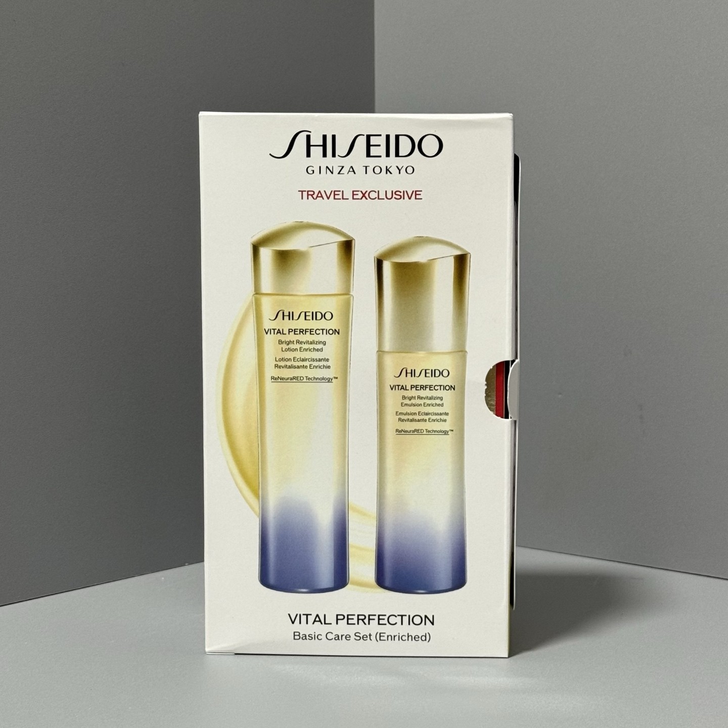 24版悦薇水乳两件套/滋润实拍现货 滋润水150ml4236M5编码！滋润乳100ml4236D5编码！买到靠缘分[害羞]如果你一直在寻找一款抗老、紧致、美白、去黄